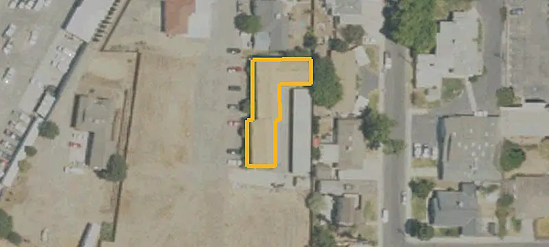 10-Unit Apartment Building