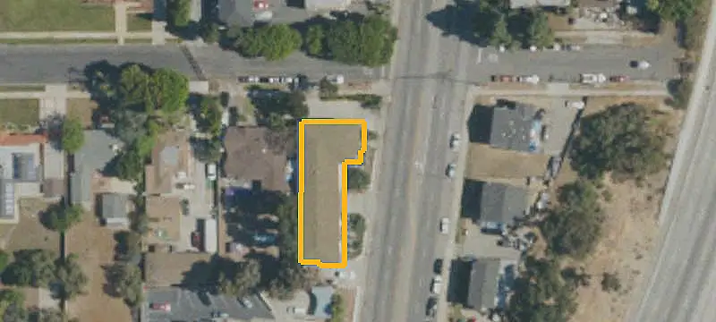 12-Unit Apartment Building