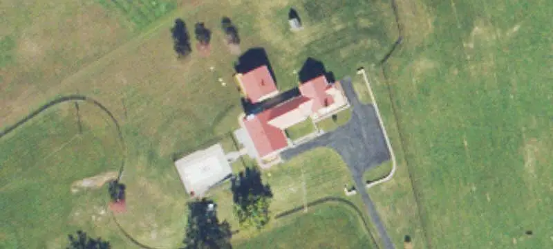 Farm with Equestrian Facilities