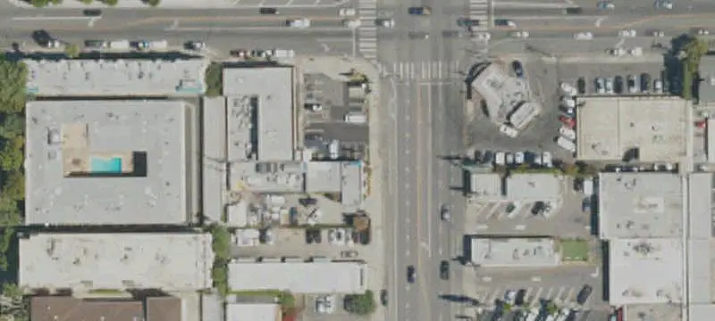 Two-Story Strip Center