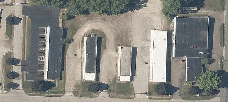 Flex Building With Warehouse Area