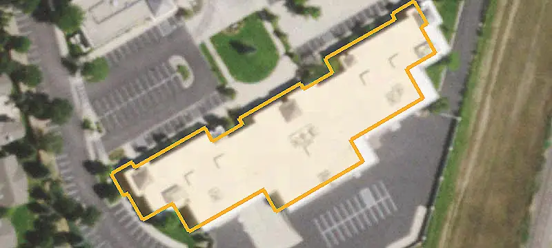 Flex Space with Secured Yard