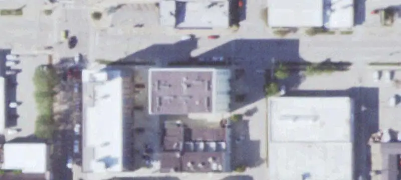 32-Unit Apartment Building with Elevator