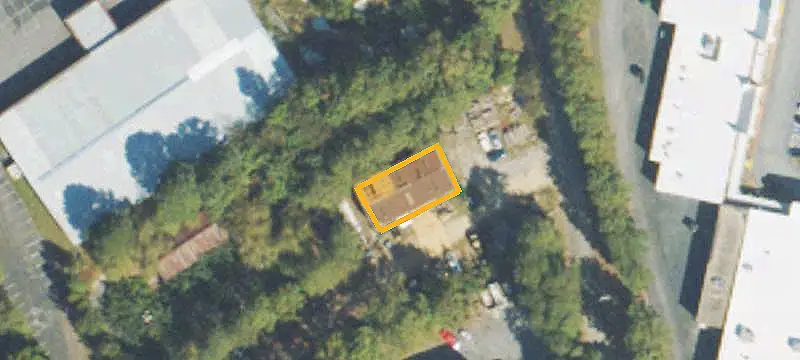 Fenced-Yard Industrial Warehouse
