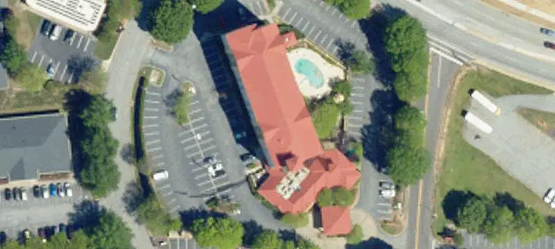 La Quinta Limited-Service Hotel