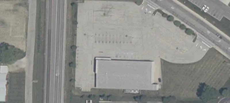 Freestanding Retail Building