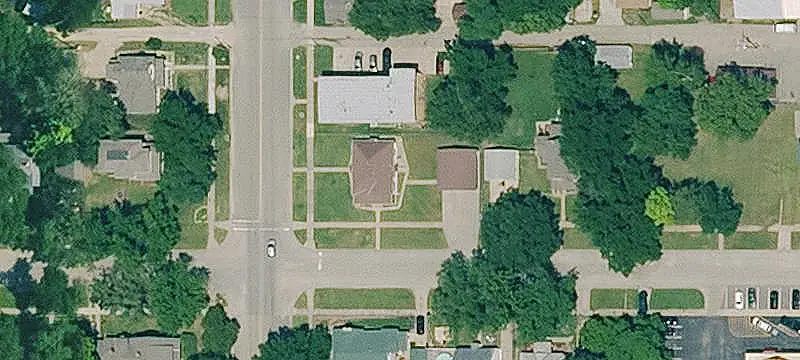 3-Unit Triplex with Covered Parking