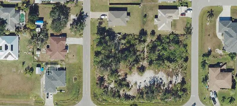 Lots/Land
