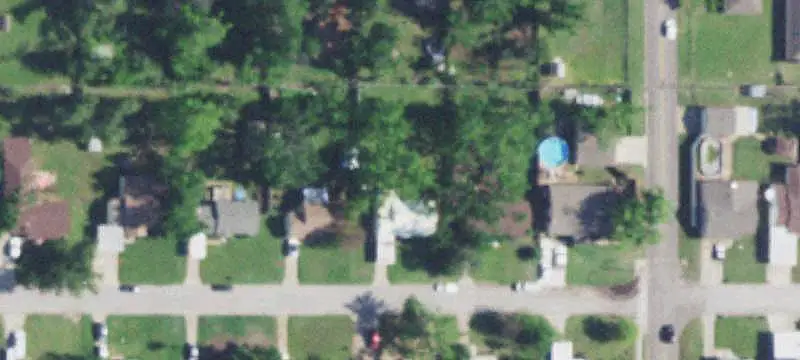 Commercial Land with Existing Structure