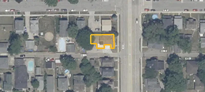 Remodeled Triplex with Basements