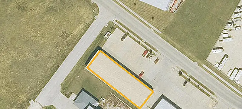 Industrial Flex Space with Overhead Door