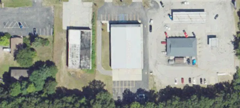 Warehouse Space with Ground-Level Doors