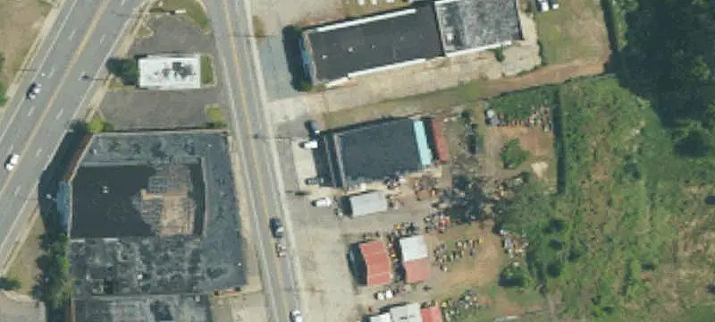 Fenced Auto Shop Property