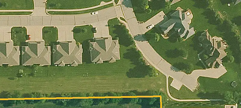 Land / Vacant Lot