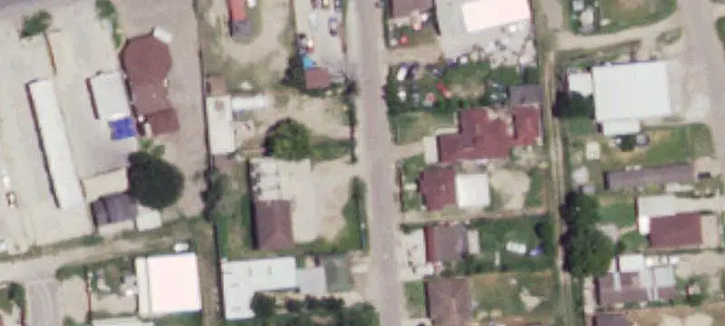 Gated Auto Shop Property