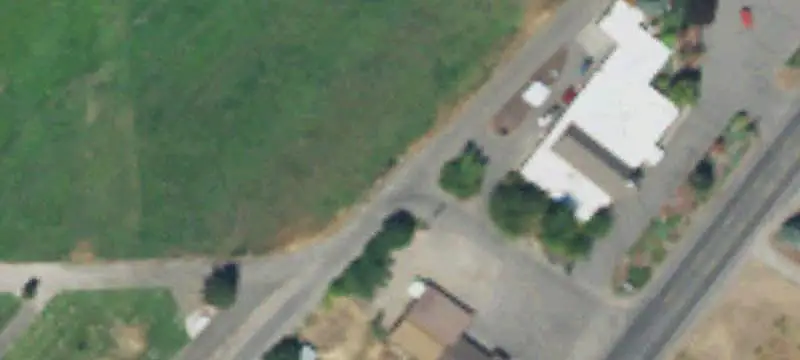 Irrigated Agricultural Land With Homes