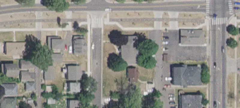 8-Unit Apartment Building