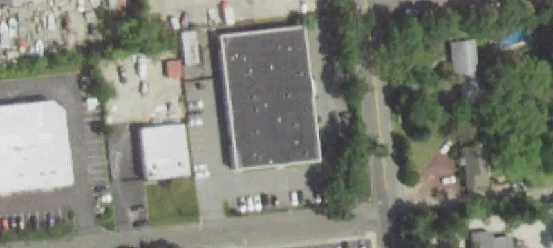 4-Tenant Office Building