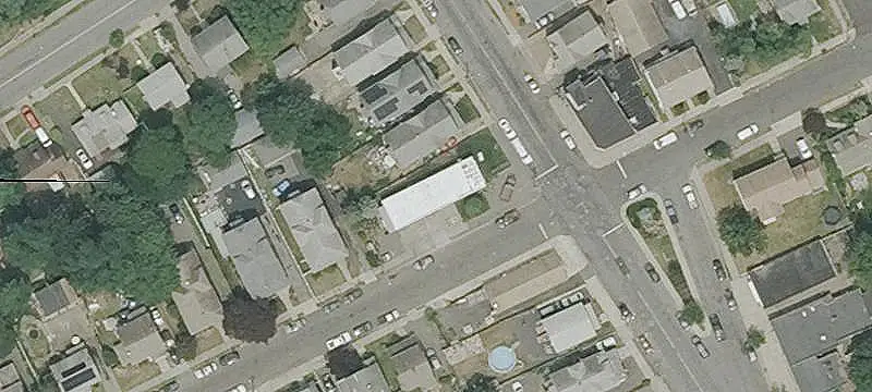 Corner Flex Space with Showroom