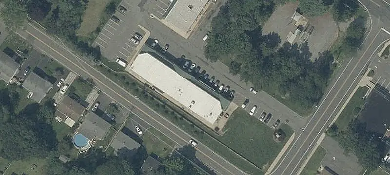 Retail Space in Established Strip Mall