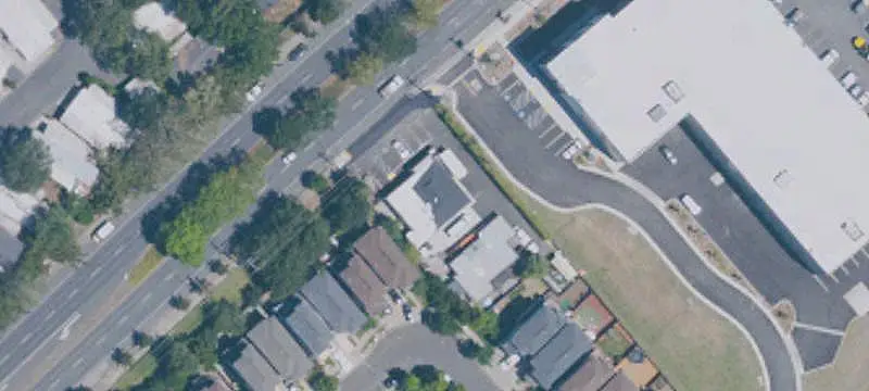 Mixed-Use Property with Garage