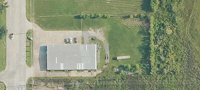 Industrial Flex Space with Roll-Up Doors