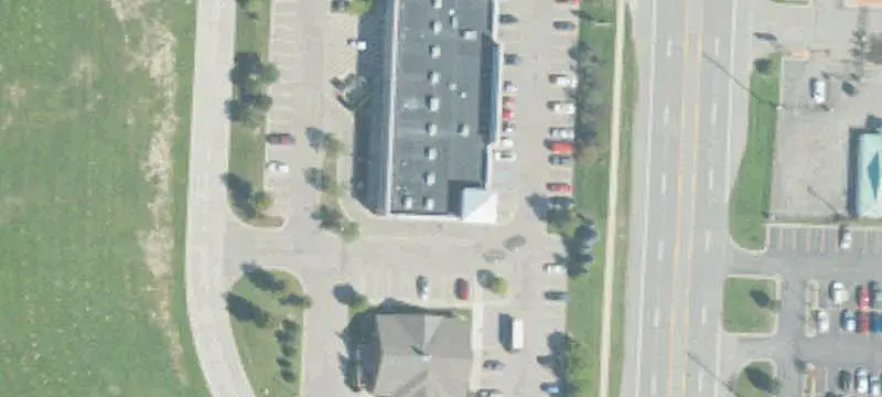 End-Cap Shopping Center Space