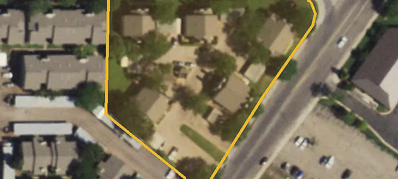 20-Unit Townhome Apartment Property