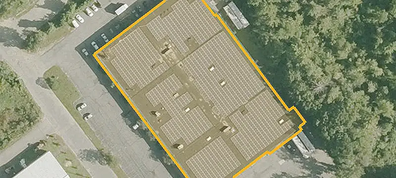 Industrial Warehouse with Exclusive Yard