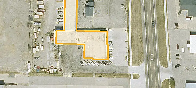 Flex Space with Fenced Storage