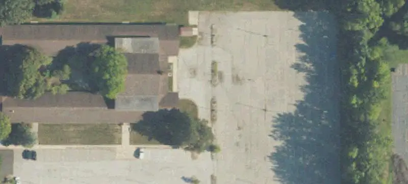 Industrial Building with Parking