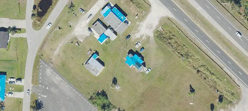 11-Unit Apartment Property with Lakefront