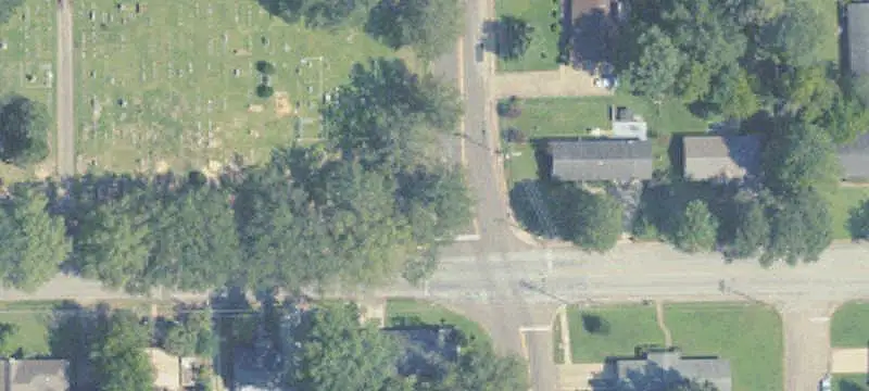 Mixed-Use Property on Oversized Lot