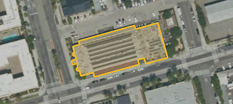 Single-Tenant Office Building