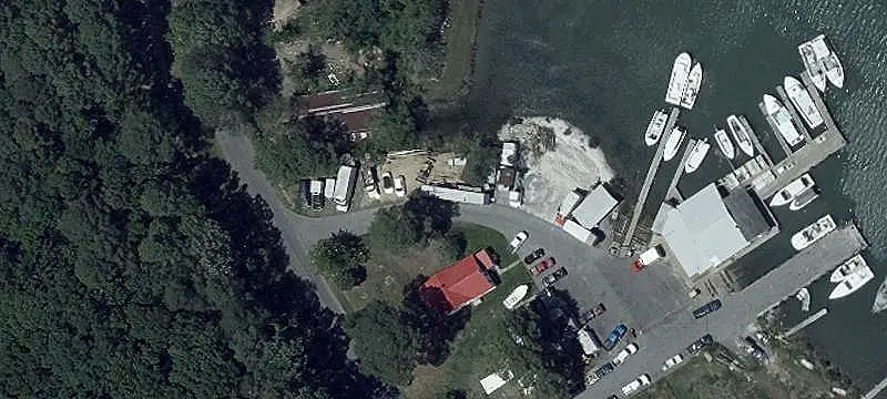 7649 Cooper Point Rd, Bozman, MD 21612