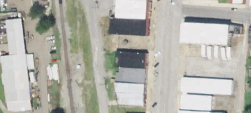 Divisible Storefront Property
