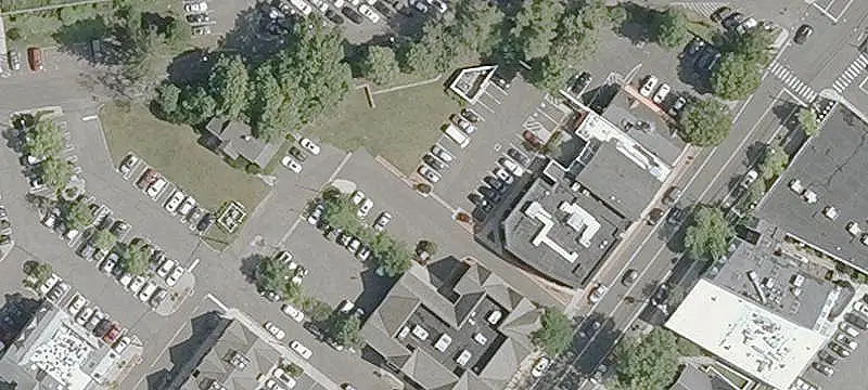Single-Tenant Storefront Retail Property
