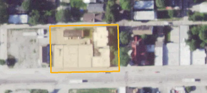 10-Unit Apartment Building