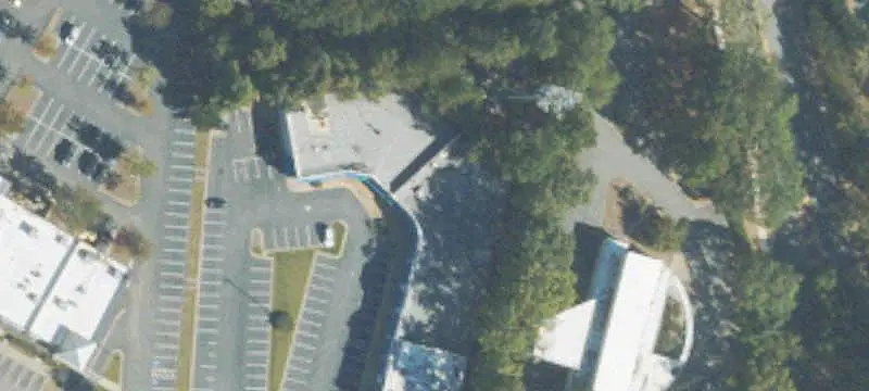 Shopping Center with Retail Flexibility