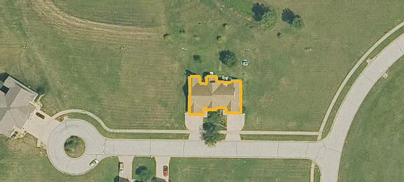 1210 Cottonwood Court, Paola, KS 66071
