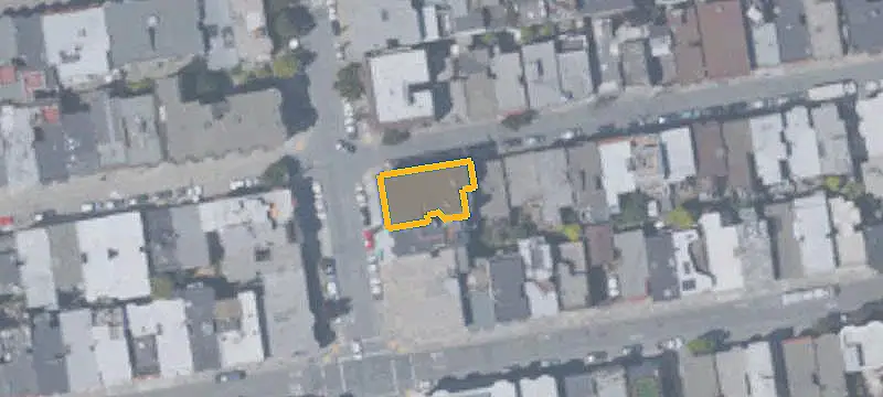 8-Unit Apartment Building