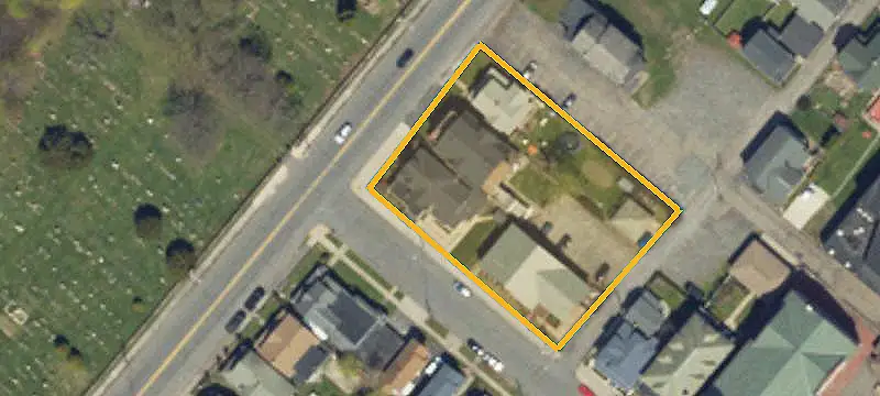 Renovated 5-Unit Apartment Building