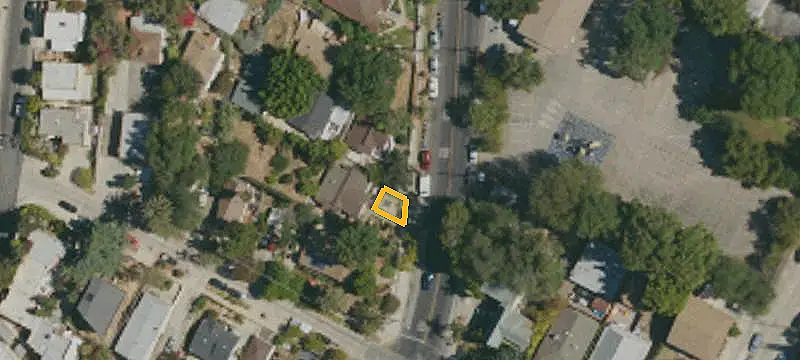 5-Unit Detached Apartment Building