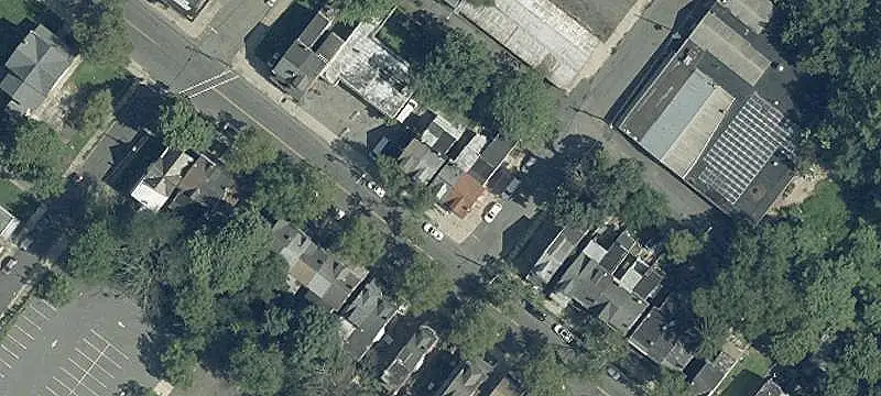 Duplex with Two-Level Upper Unit