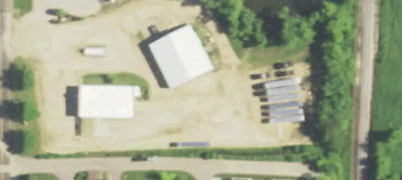 Boat and Auto Repair Shop