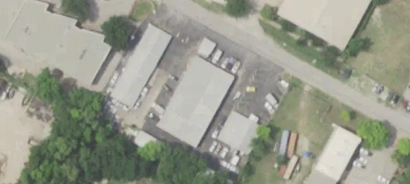 Self Storage Facility with Warehouse Units
