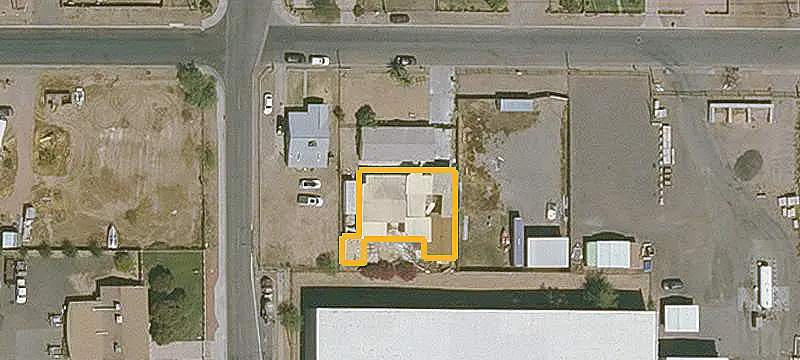 Fenced Flex Space with Concrete Yard