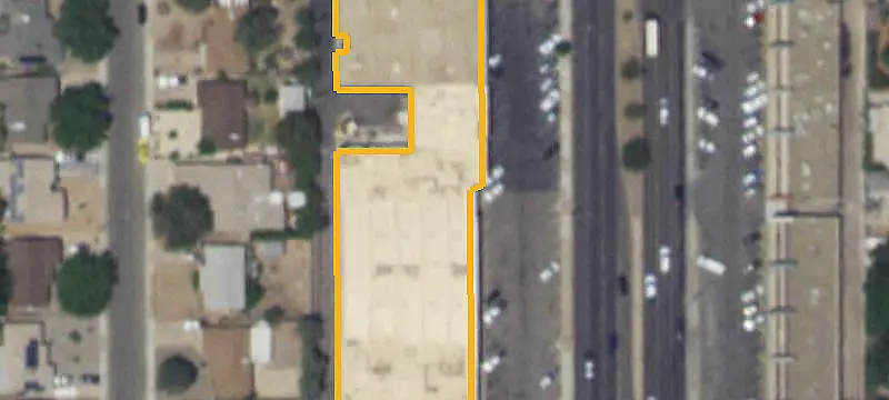 In-Line Retail Space
