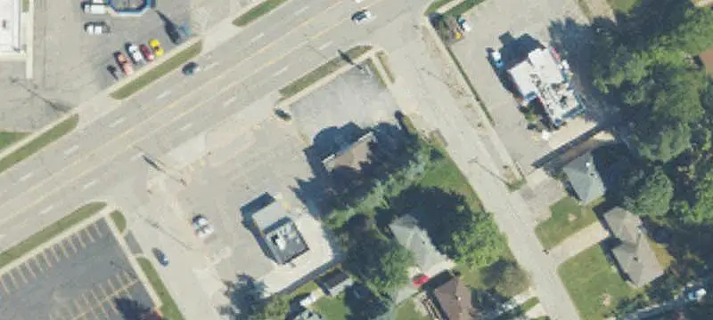 Single-Story Retail Space