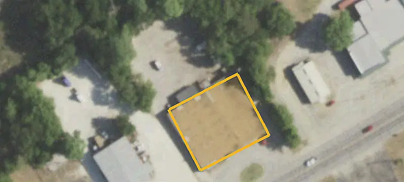 Unimproved Commercial Land